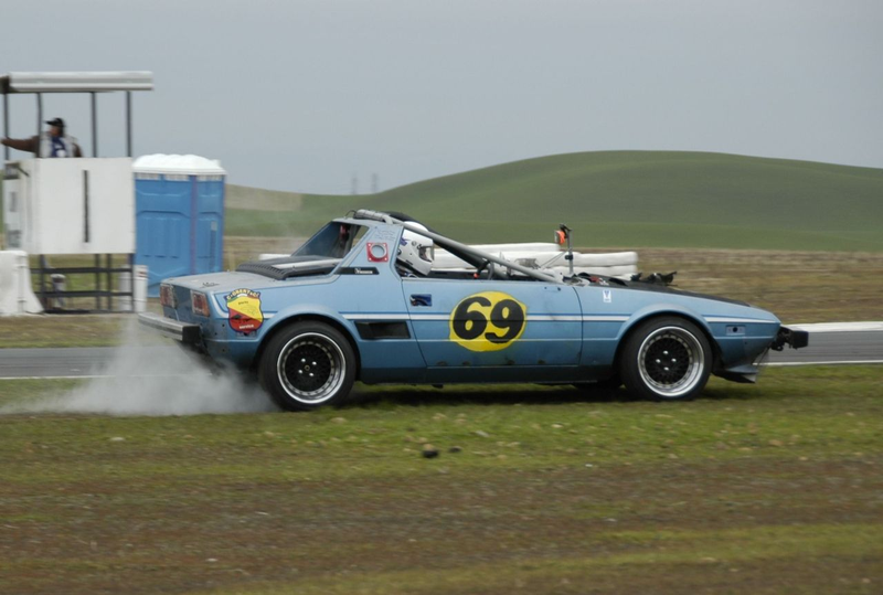 Illustration for article titled 24 Hours Of LeMons Arse Freeze-A-Palooza Über Gallery: Pasta Burners